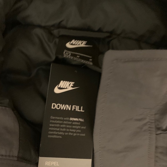 New Nike downfit repel winter coat size medium - Picture 10 of 12